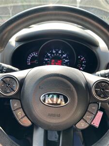 2016 Kia Soul   - Photo 5 - Owensboro, KY 42303