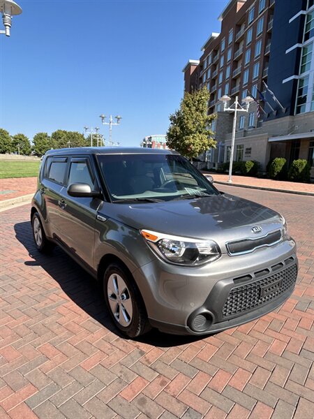 2016 Kia Soul - Photo 1 - Owensboro, KY 42303