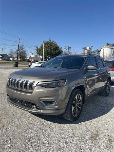 2019 Jeep Cherokee Overland   - Photo 1 - Owensboro, KY 42303