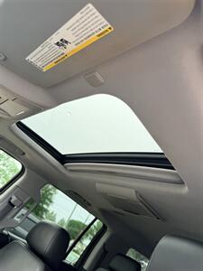 2016 GMC Yukon XL SLT - Photo 9 - Owensboro, KY 42303