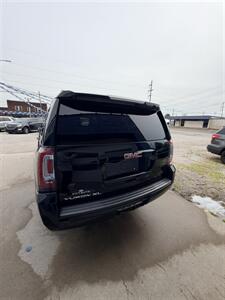 2016 GMC Yukon XL SLT - Photo 6 - Owensboro, KY 42303