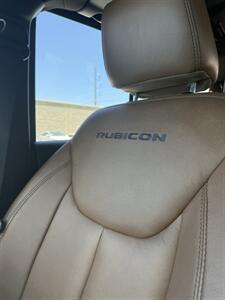 2013 Jeep Wrangler Unlimited Rubicon   - Photo 13 - Owensboro, KY 42303