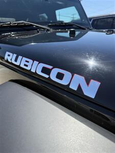2013 Jeep Wrangler Unlimited Rubicon   - Photo 2 - Owensboro, KY 42303