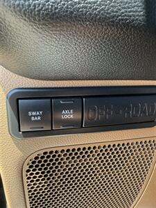 2013 Jeep Wrangler Unlimited Rubicon   - Photo 15 - Owensboro, KY 42303