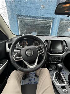 2017 Jeep Cherokee Trailhawk   - Photo 7 - Owensboro, KY 42303