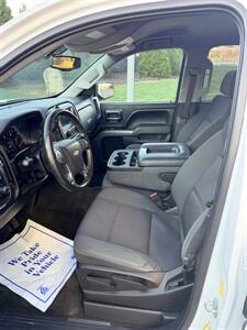 2017 Chevrolet Silverado 1500 LT   - Photo 11 - Owensboro, KY 42303