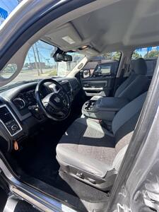 2019 RAM 1500 Classic SLT   - Photo 7 - Owensboro, KY 42303