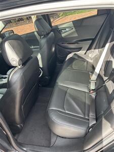 2020 Chevrolet Malibu LT   - Photo 8 - Owensboro, KY 42303