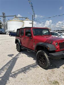 2012 Jeep Wrangler Unlimited Sport   - Photo 2 - Owensboro, KY 42303