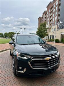 2019 Chevrolet Traverse LT Leather   - Photo 3 - Owensboro, KY 42303