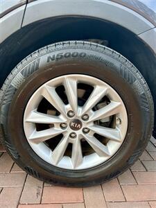 2019 Kia Sorento LX V6   - Photo 11 - Owensboro, KY 42303