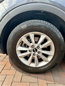 2019 Kia Sorento LX V6   - Photo 10 - Owensboro, KY 42303