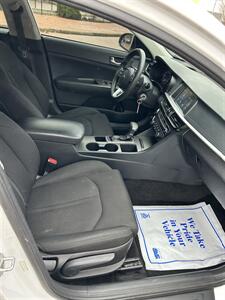 2020 Kia LX - Photo 6 - Owensboro, KY 42303