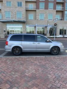 2015 Dodge Grand Caravan American Value Package - Photo 2 - Owensboro, KY 42303