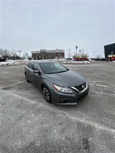 2017 Nissan Altima 2.5   - Photo 6 - Owensboro, KY 42303