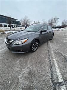 2017 Nissan Altima 2.5   - Photo 10 - Owensboro, KY 42303