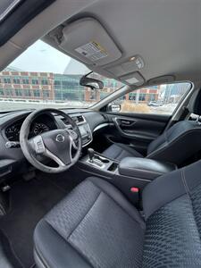 2017 Nissan Altima 2.5   - Photo 18 - Owensboro, KY 42303