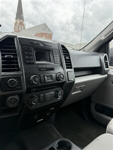 2017 Ford F-150 XLT   - Photo 7 - Owensboro, KY 42303