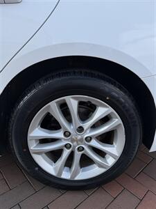 2018 Chevrolet Malibu LT   - Photo 19 - Owensboro, KY 42303