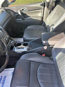 2017 Buick Enclave Premium   - Photo 8 - Owensboro, KY 42303