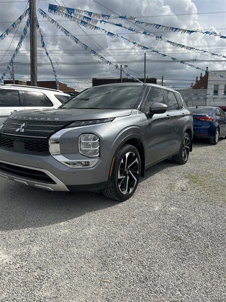 2023 Mitsubishi Outlander ES   - Photo 1 - Owensboro, KY 42303
