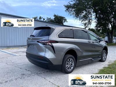 2026 Toyota Sienna LE 8-Passenger BraunAbility Toyota Rampvan XL - Photo 4 - Sarasota, FL 34232