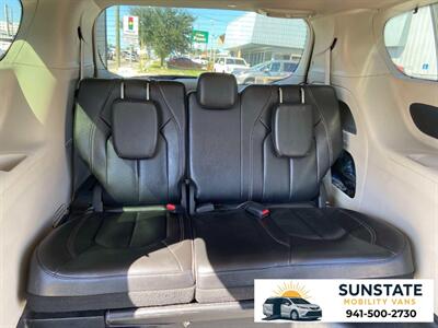 2022 Chrysler Pacifica Touring L VMI Chrysler Northstar - Photo 6 - Sarasota, FL 34232