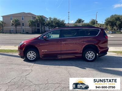 2021 Chrysler Voyager L Wheelchair Van  BraunAbility Chrysler Entervan XT - Photo 4 - Sarasota, FL 34232