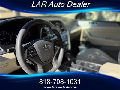 2015 Hyundai SONATA SE Sedan