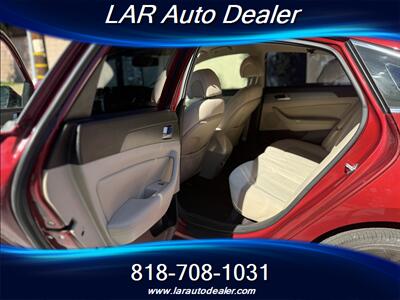 2015 Hyundai SONATA SE   - Photo 4 - Reseda, CA 91335