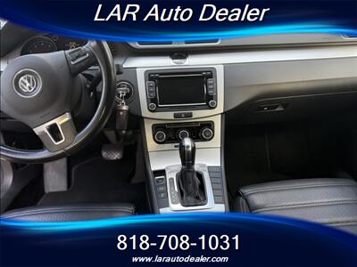 2012 Volkswagen CC R-Line PZEV   - Photo 19 - Reseda, CA 91335