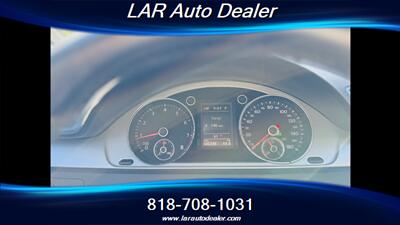 2012 Volkswagen CC R-Line PZEV   - Photo 18 - Reseda, CA 91335