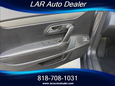 2012 Volkswagen CC R-Line PZEV   - Photo 23 - Reseda, CA 91335
