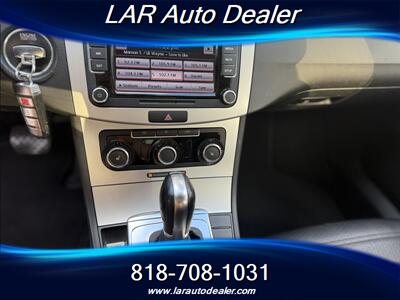 2012 Volkswagen CC R-Line PZEV   - Photo 16 - Reseda, CA 91335