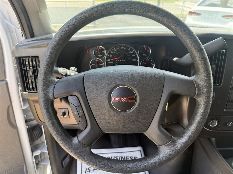 2025 GMC Savana 2500 - Photo 14 - Lecanto, FL 34461