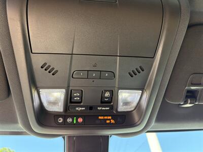 2021 Chevrolet Equinox Premier   - Photo 12 - Lecanto, FL 34461