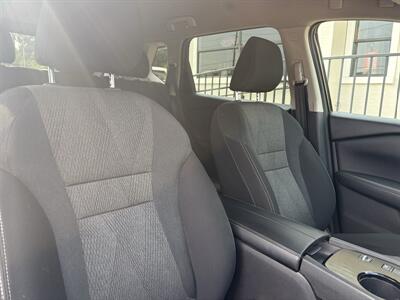 2024 Nissan Rogue SV   - Photo 20 - Lecanto, FL 34461