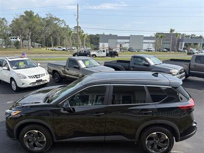 2024 Nissan Rogue SV   - Photo 6 - Lecanto, FL 34461