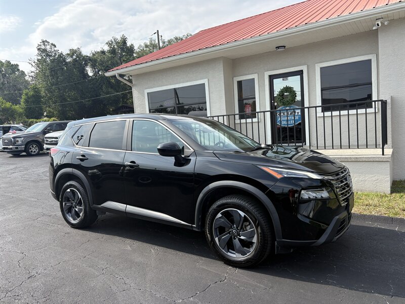 2024 Nissan Rogue SV   - Photo 1 - Lecanto, FL 34461