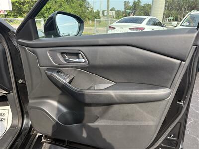 2024 Nissan Rogue SV   - Photo 18 - Lecanto, FL 34461