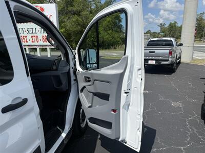 2019 Ford Transit 150 Low Roof   - Photo 22 - Lecanto, FL 34461