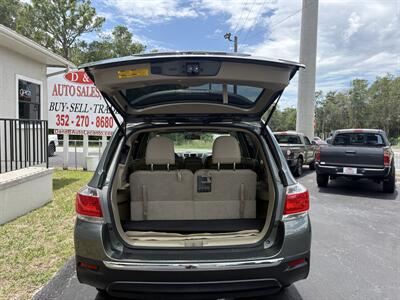 2013 Toyota Highlander 4WD V6 Limited - Photo 28 - Lecanto, FL 34461