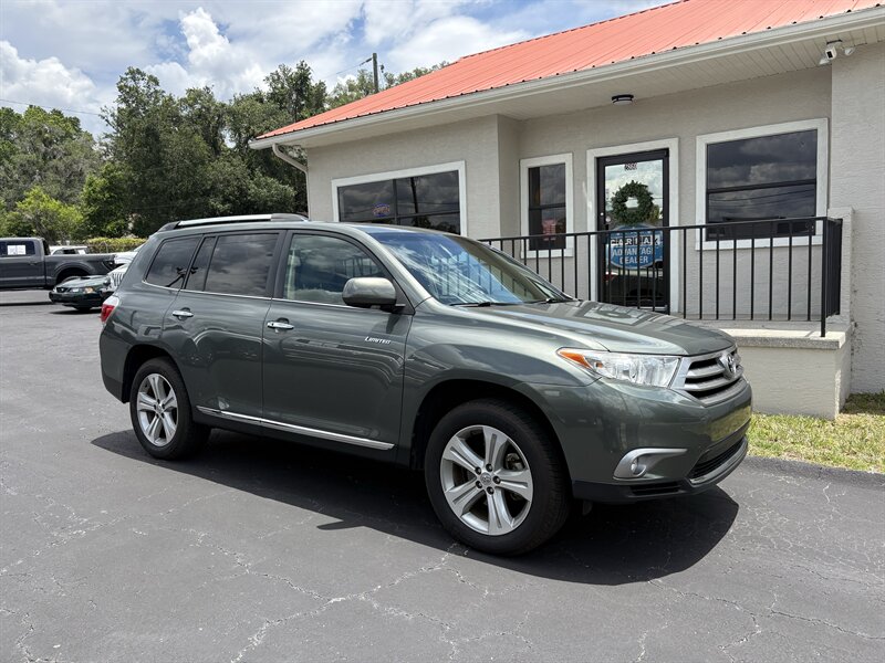 2013 Toyota Highlander 4WD V6 Limited   - Photo 1 - Lecanto, FL 34461