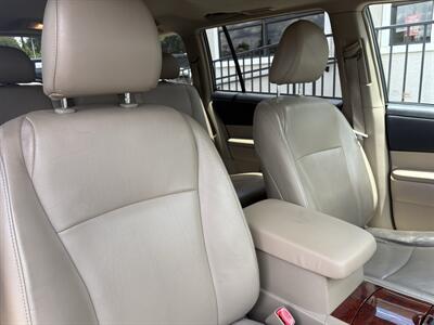 2013 Toyota Highlander 4WD V6 Limited - Photo 17 - Lecanto, FL 34461