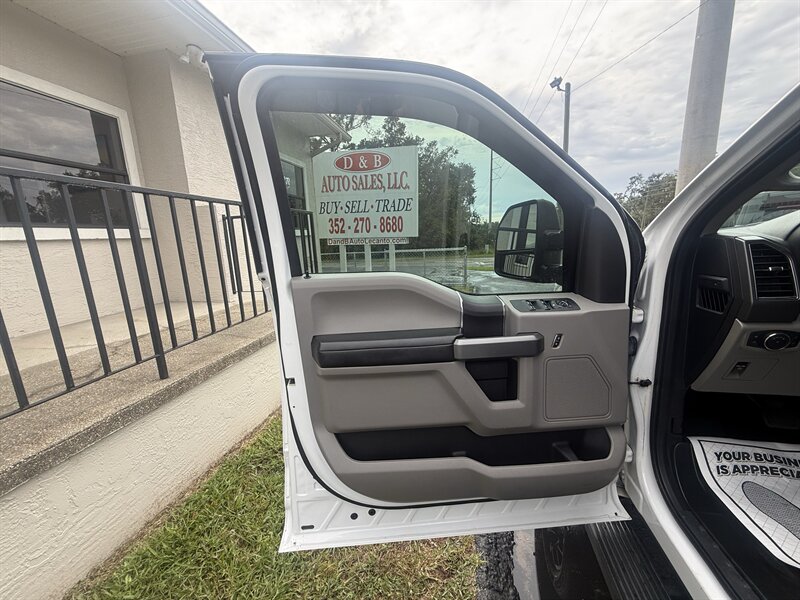 2018 Ford F-150 XLT - Photo 13 - Lecanto, FL 34461