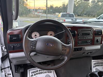 2006 Ford F-350 Super Duty XL XL 4dr Crew Cab   - Photo 10 - Lecanto, FL 34461