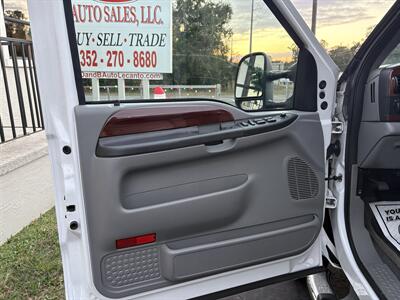2006 Ford F-350 Super Duty XL XL 4dr Crew Cab   - Photo 7 - Lecanto, FL 34461