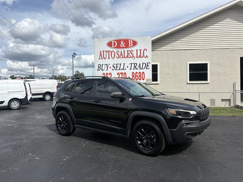 2021 Jeep Cherokee Trailhawk   - Photo 1 - Lecanto, FL 34461