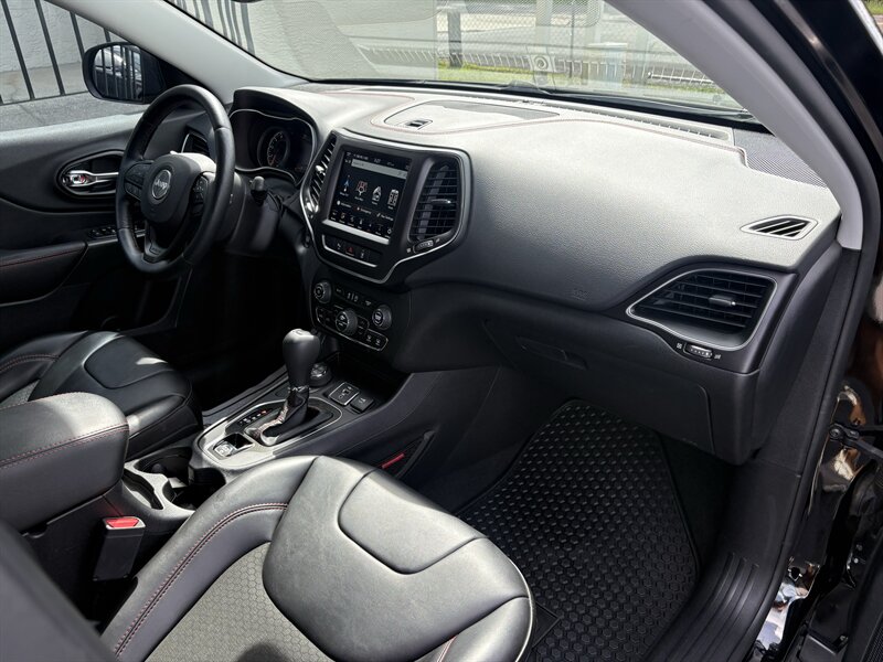 2021 Jeep Cherokee Trailhawk - Photo 16 - Lecanto, FL 34461