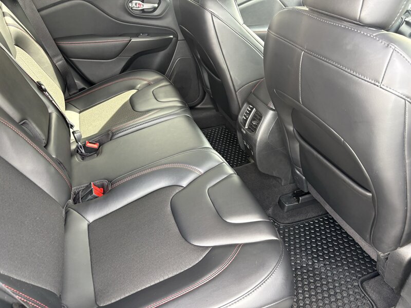 2021 Jeep Cherokee Trailhawk - Photo 19 - Lecanto, FL 34461